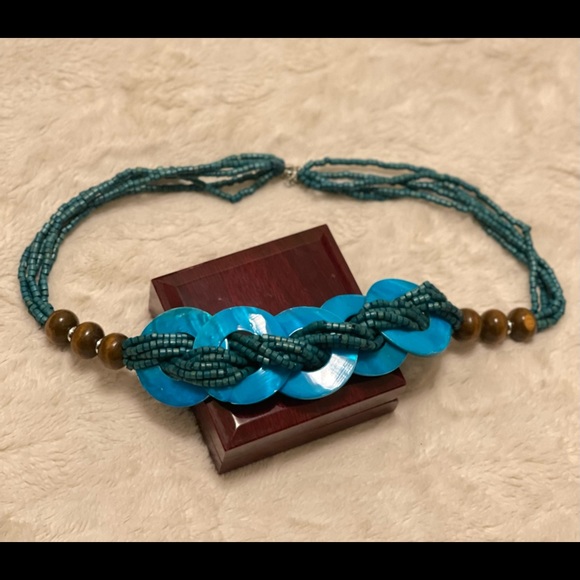 AFRICAN TRADITIONAL NECKLACE - Picture 3 of 4